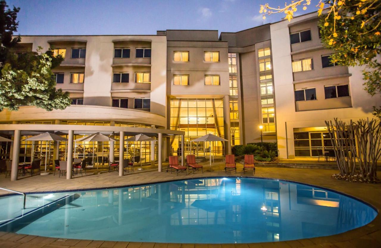 Garden Court Eastgate Hotel Johannesburg Bagian luar foto
